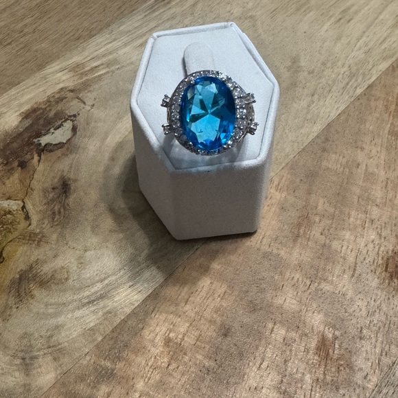 LASTACT WEDDING RING SIZE 6 - Picture 2 of 5